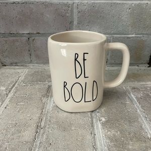 Be bold rae Dunn mug